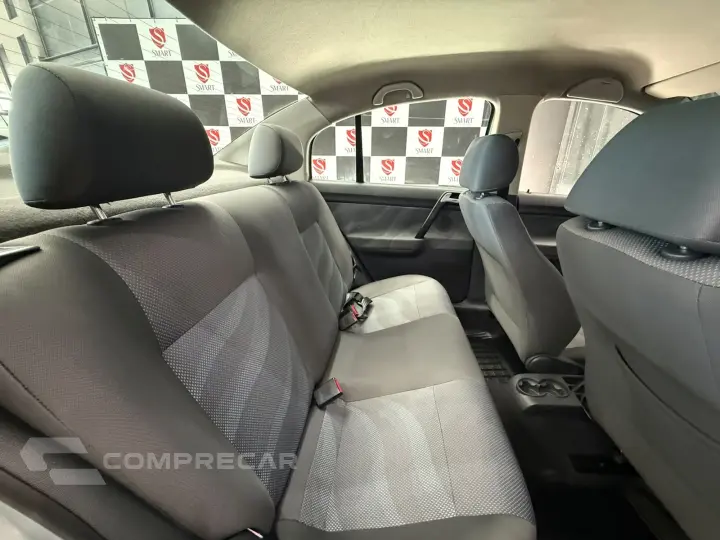 POLO SEDAN 1.6 MI 8V FLEX 4P MANUAL