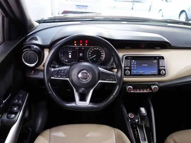 KICKS - 1.6 16V SL 4P XTRONIC