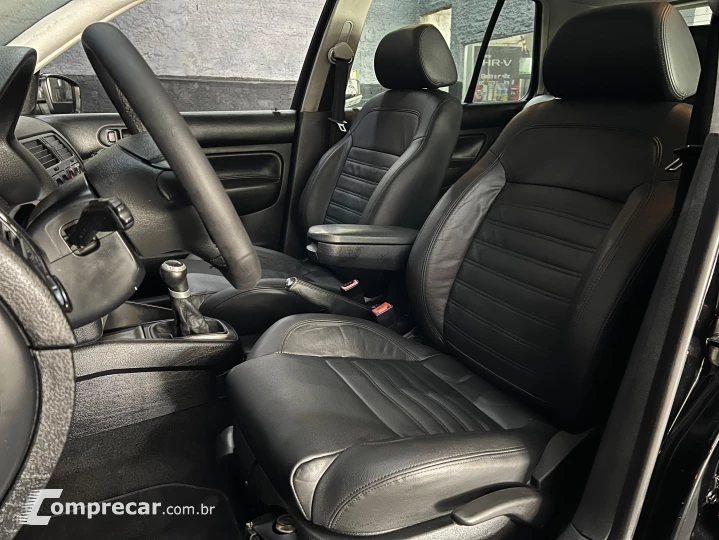 GOLF 1.6 MI SPORTLINE 8V FLEX 4P MANUAL