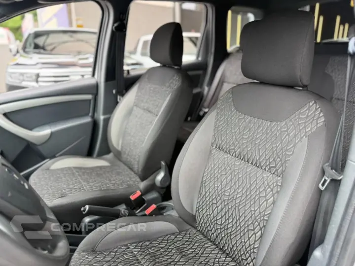 DUSTER 1.6 16V SCE FLEX EXPRESSION X-TRONIC