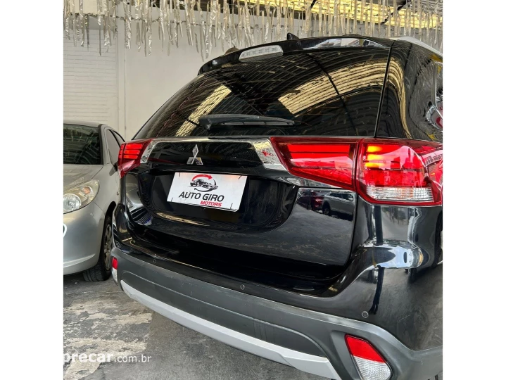 OUTLANDER 2.0 COMFORT 16V GASOLINA 4P AUTOMÁTICO