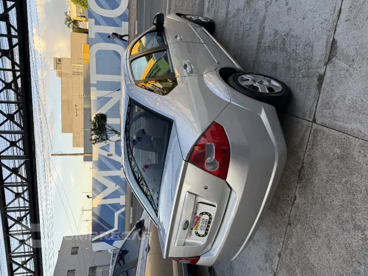 FIESTA 1.6 MPI SEDAN 8V FLEX 4P MANUAL