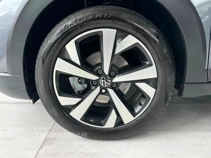Nivus Highline 1.0 200 TSI Flex Aut.