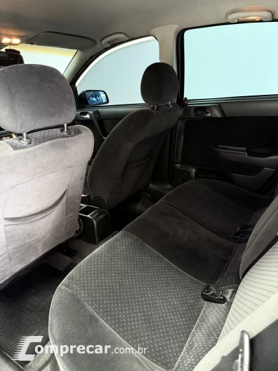 ASTRA 2.0 MPFI Advantage 8V