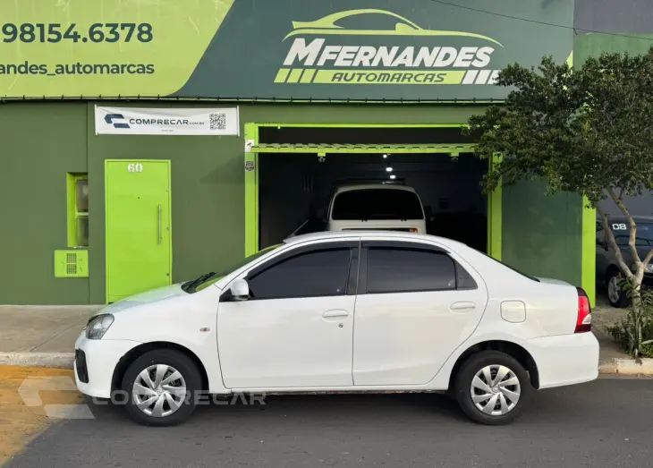ETIOS 1.5 X Sedan 16V
