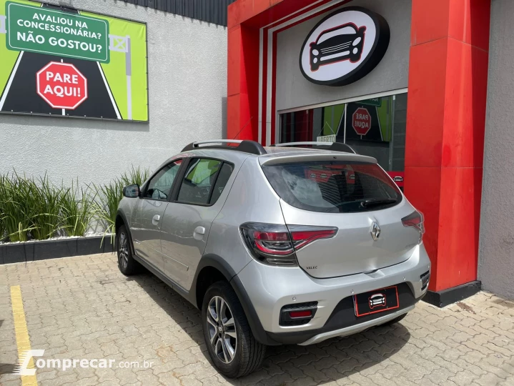 SANDERO 1.6 16V SCE Stepway Iconic
