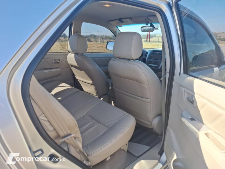 HILUX SW4 3.0 4X4 8V Turbo