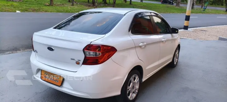 Ka + Sedan 1.5 12V 4P FLEX TI-VCT SEL
