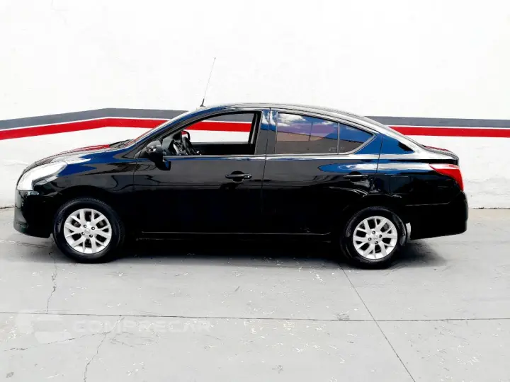 VERSA SV 1.6 16V FlexStart 4p Aut.