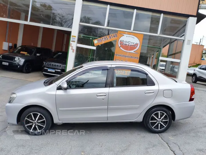 Etios Sedan 1.5 16V 4P FLEX XLS AUTOMÁTICO