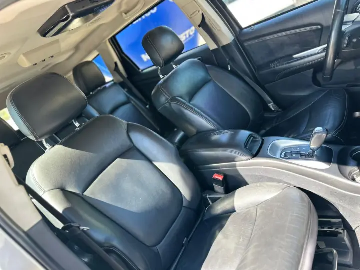 JOURNEY 2.7 SXT V6