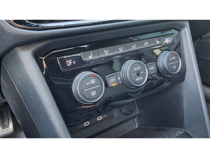 TAOS 1.4 250 TSI TOTAL FLEX HIGHLINE AUTOMÁTICO