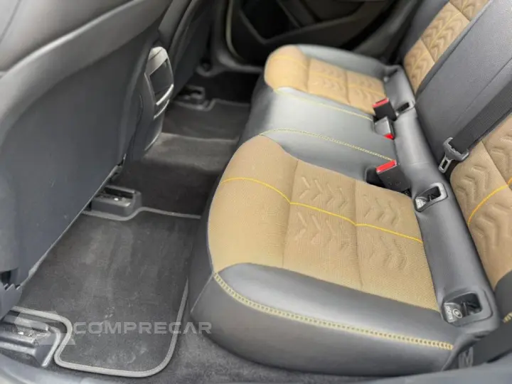 GLA 200 Style 1.6 TB 16V/Flex Aut.