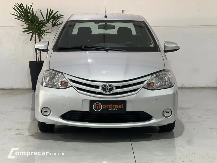 ETIOS 1.5 XS Sedan 16V