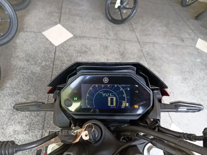FZ25 250 FAZER CONNECTED