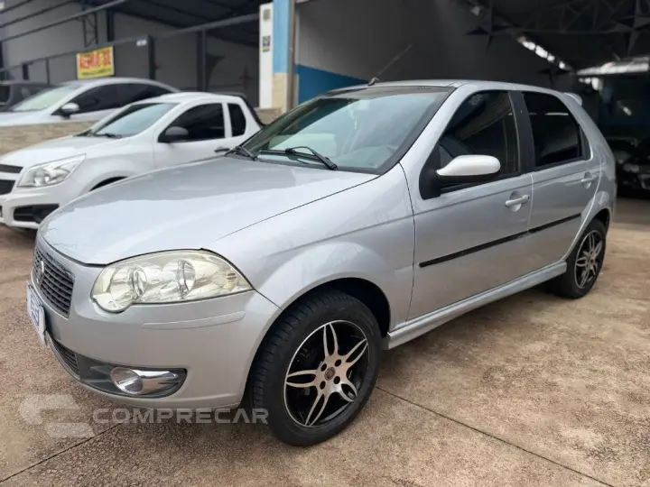 Palio ELX 1.4 Fire/30 Anos F. Flex 8V 4p