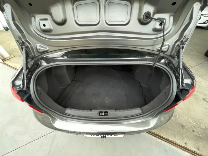 Ka 1.5 Sedan SE 12V Flex 4p Aut.