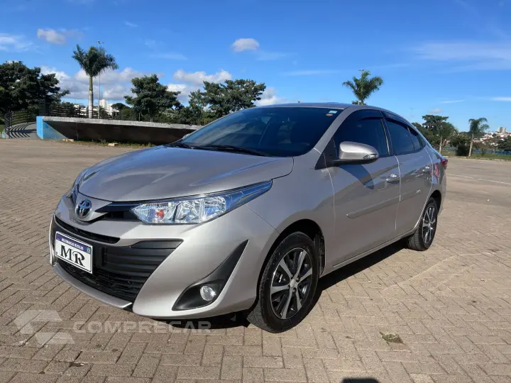 YARIS 1.5 16V Sedan XS