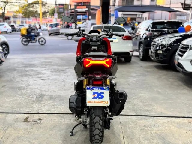 ADV 150 - SCOOTER