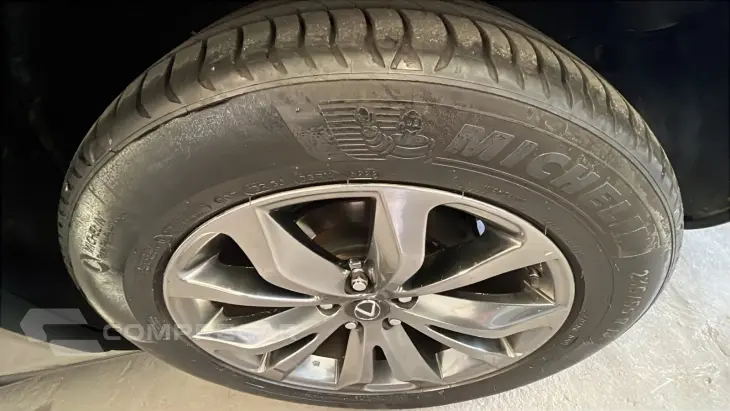 NX 200T 2.0 F-sport 4X4 16V Turbo