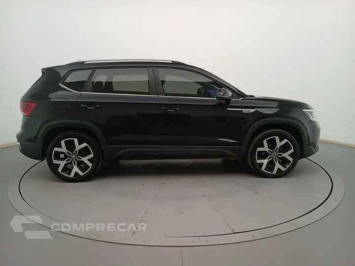TAOS 1.4 250 TSI TOTAL FLEX HIGHLINE AUTOMÁTICO