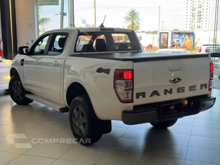 Ranger 2.2 16V XLS DIESEL 4X4 CABINE DUPLA AUTOMÁTICO