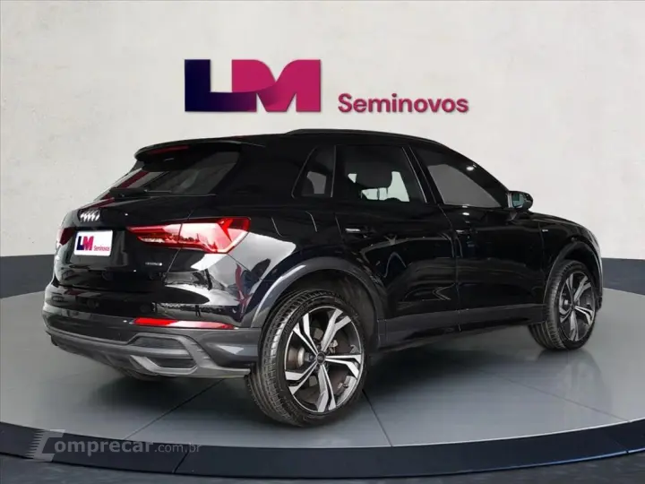 Q3 2.0 40 TFSI GASOLINA PERFORMANCE BLACK QUATTRO