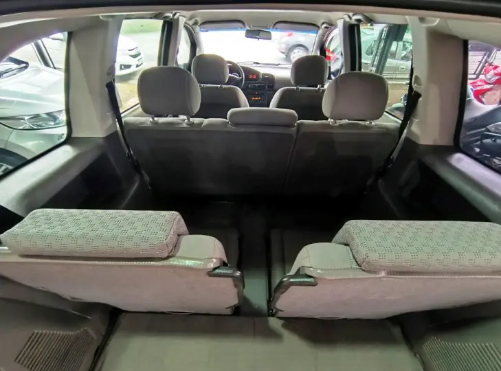 ZAFIRA 2.0 MPFI Expression 8V