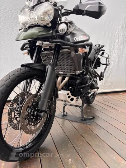 TRIUMPH TIGER 800 XCA