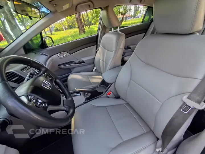 CIVIC 1.8 LXS 16V FLEX 4P AUTOMÁTICO