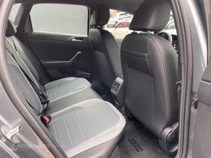 Nivus Highline 1.0 200 TSI Flex Aut.