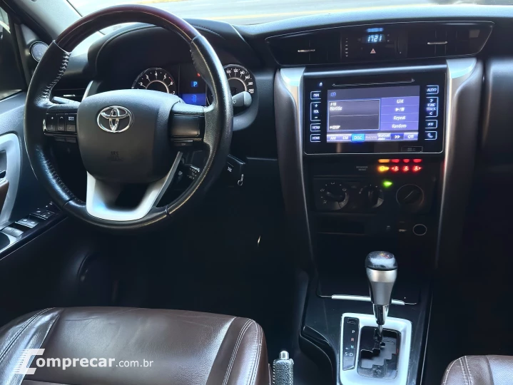 HILUX SW4 2.7 SR 4X2 16V FLEX 4P AUTOMÁTICO