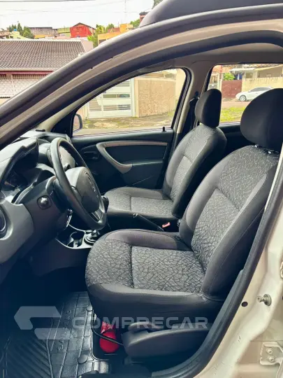 DUSTER 1.6 Expression 4X2 16V