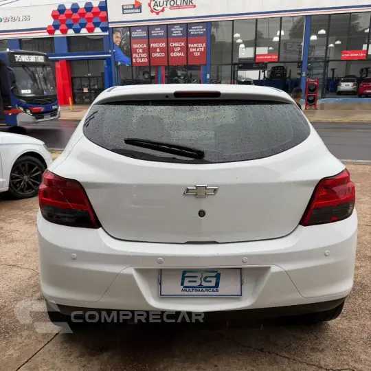 ONIX HATCH LT 1.4 8V FlexPower 5p Mec.