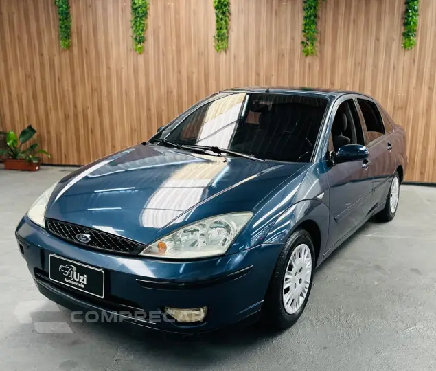 FOCUS 1.6 GL Sedan 8V