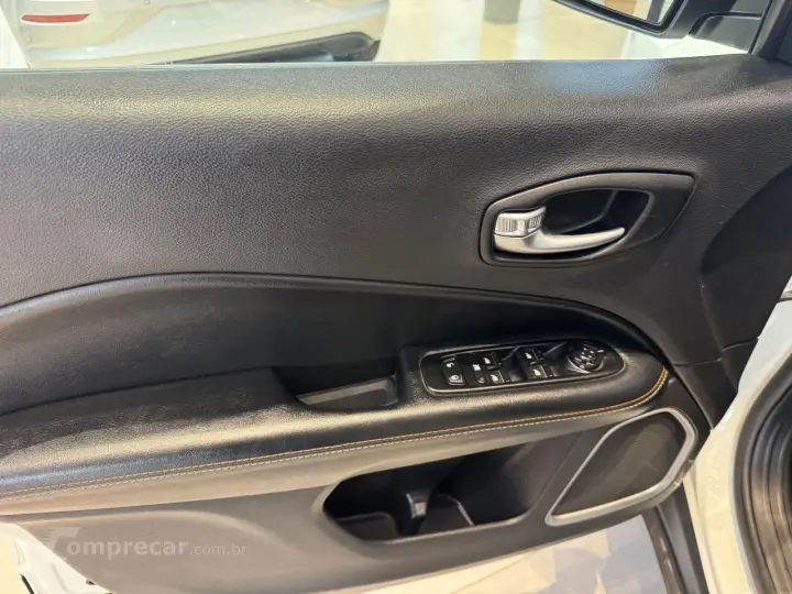 Compass 2.0 16V 4P LONGITUDE TURBO DIESEL 4X4 AUTOMÁTICO