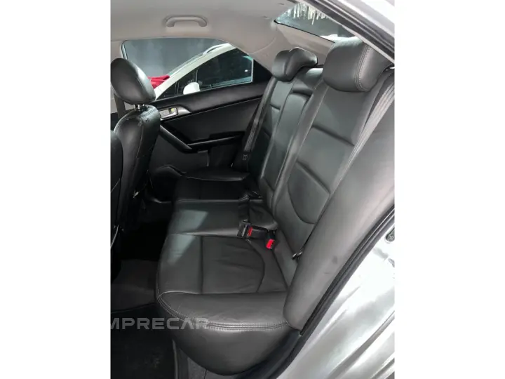 CERATO 1.6 EX3 SEDAN 16V GASOLINA 4P AUTOMÁTICO