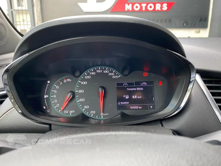 TRACKER 1.4 16V Turbo Midnight