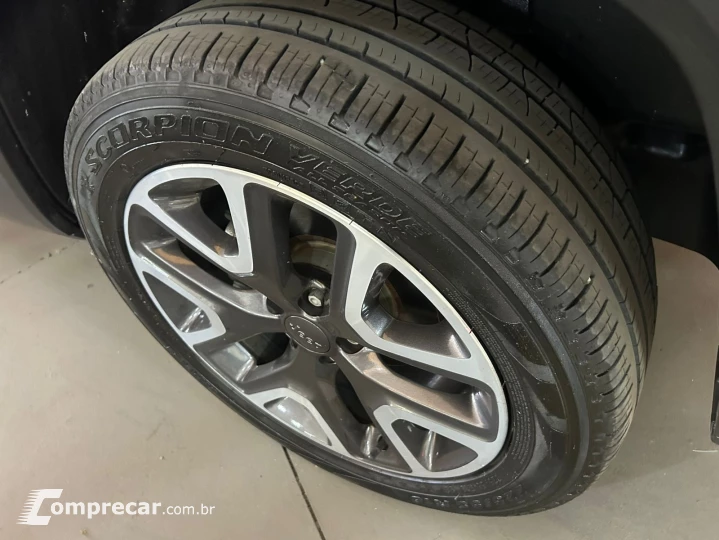 Renegade Longitude 1.8 4x2 Flex 16V Aut.