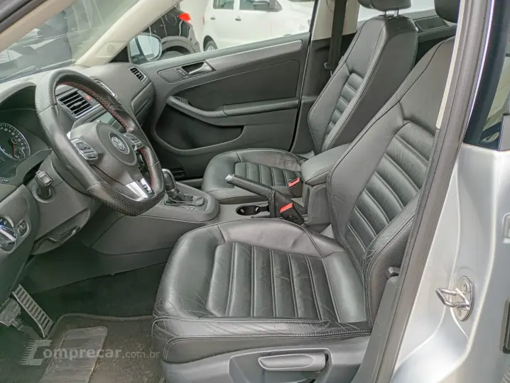 JETTA 2.0 TSI Highline 211cv