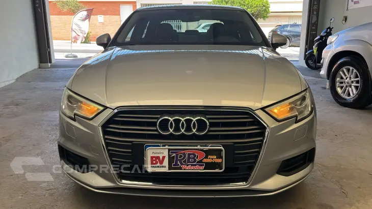 A3 1.4 TFSI Sedan Ambiente 16V