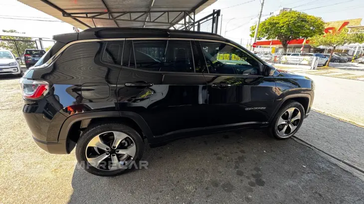 Compass 2.0 16V 4P LONGITUDE FLEX AUTOMÁTICO