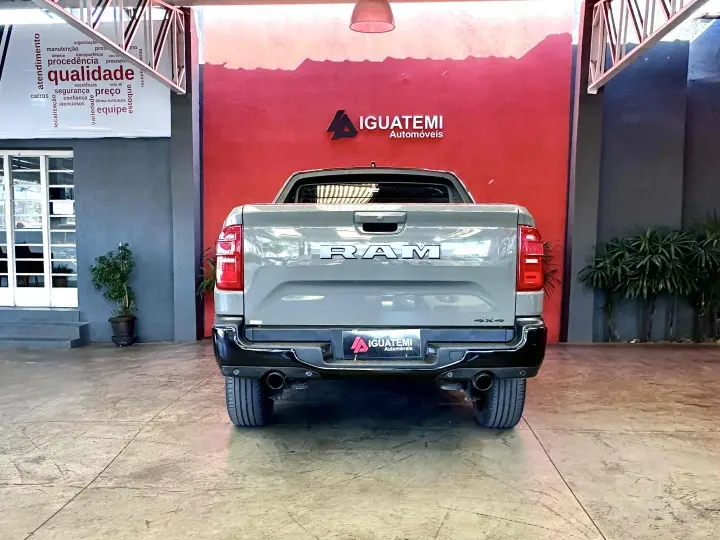 RAMPAGE 2.0 HURRICANE 4 TURBO GASOLINA R/T 4X4 AUTOMÁTICO