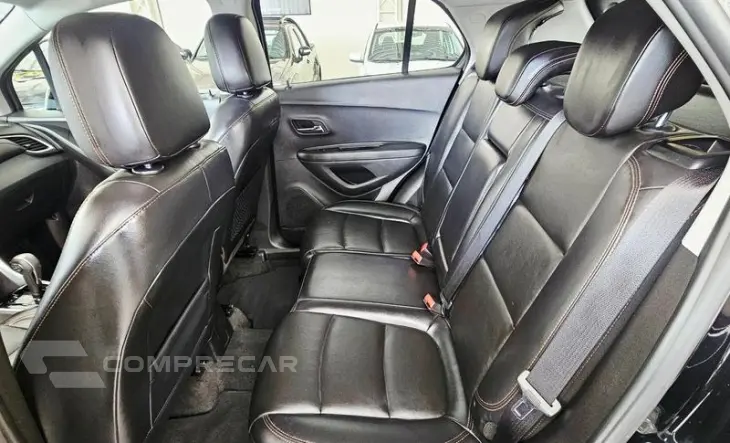 CHEV TRACKER MIDNIGHT