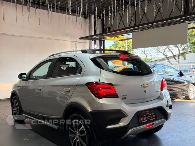 ONIX - 1.4 MPFI ACTIV 8V 4P AUTOMÁTICO