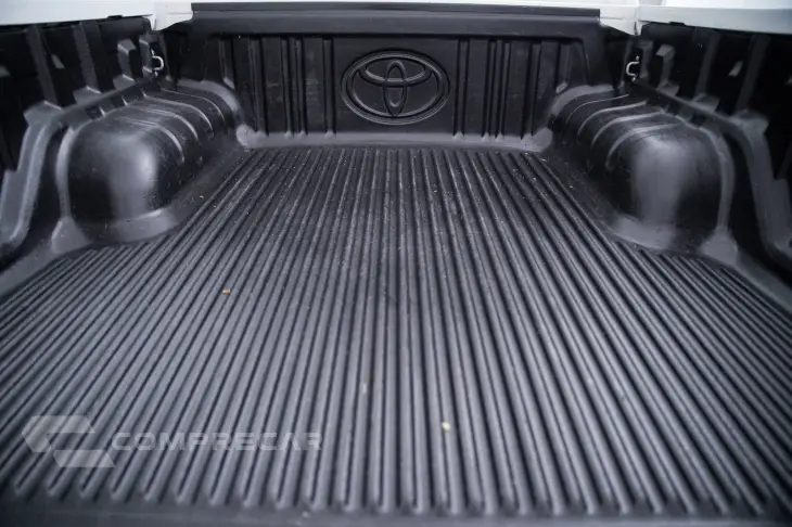 Hilux CD 4x4 2.8 Diesel Mec.