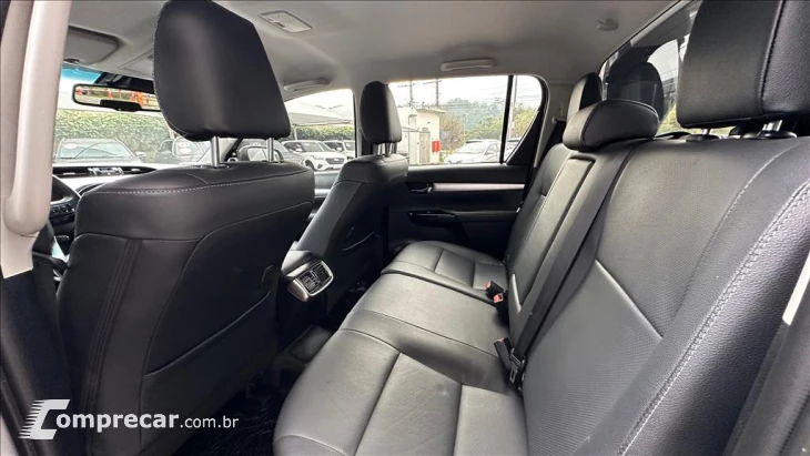 HILUX 2.8 D-4D TURBO DIESEL CD SRX PLUS 4X4 AUTOM