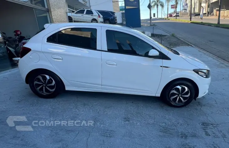 ONIX HATCH LT 1.0 8V FlexPower 5p Mec.