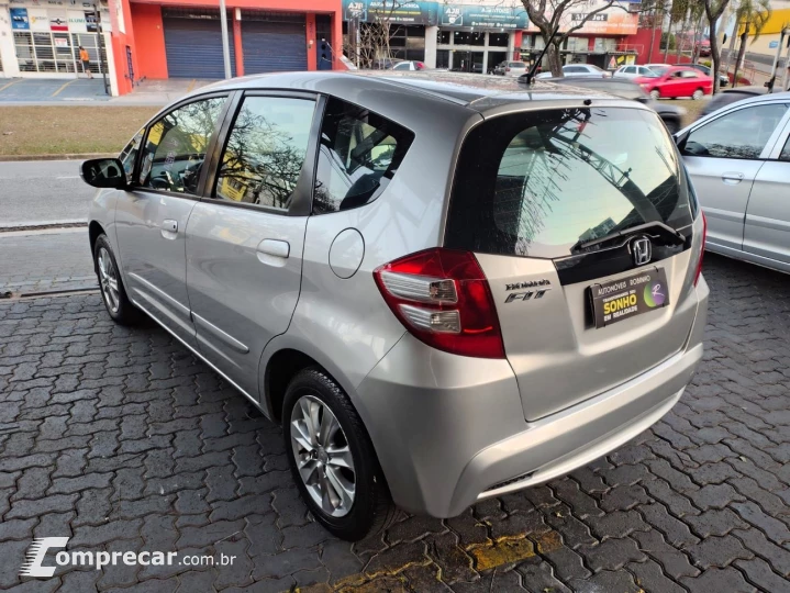 FIT 1.4 LX 16V