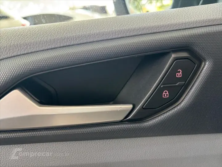 T-CROSS 1.0 200 TSI TOTAL FLEX AUTOMÁTICO